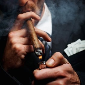 Welcome all to CigarsRUs, a virtual haven for the aficionados among us. A place where the world of cigars unfolds in captivating mini clips for your relaxation