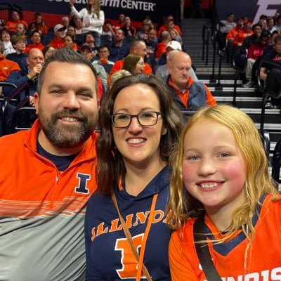 COVID survivor. Husband of an awesome wife. Father of a beautiful daughter. Cards. Bears. Blues. Illini.