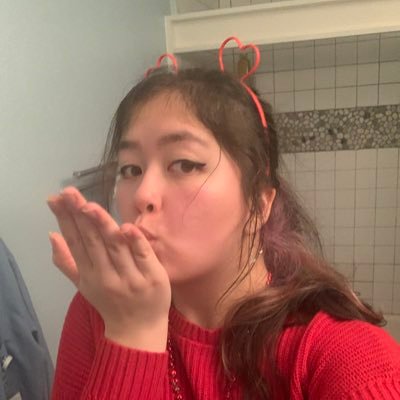 @theboatlord || annie : hexagon drawing enthusiast (biochemistry nerd)