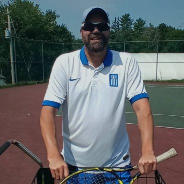 Contributor at  @covers @SBRReview @TheGameDayNFL 
Tennis Columnist @PassingShotProd

@betstamp tracking found on Linktree

Retired Tennis Coach  #GoBlue