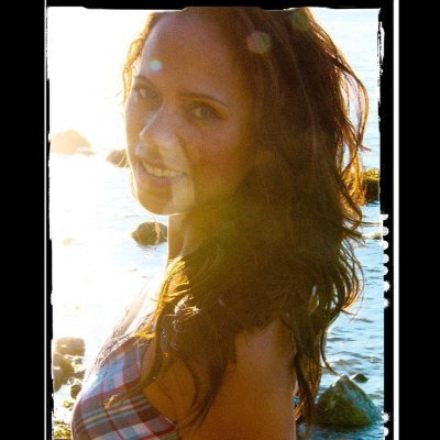 FenixFallgirl's profile picture. Courage Coach/Stuntwoman/Actress/Author/Traveller/Explorer/Adventurer/Lover of Life ❤️