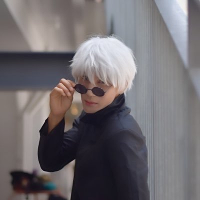 コスプレイヤー🚹動物が好き！色んな人の動物ツイートで癒されてます(*´∀｀*)好きなアニメ、Fate、BLEACH、最遊記、ハイキュー、ワンピ、転スラ、鬼滅、NARUTO、東リべ、etc...コスプレもします 。MARVEL系も好きです😆気楽に絡んで！無言フォロー失礼します┏○ﾍﾟｺｯ  NIKKEの投稿もたまに✨