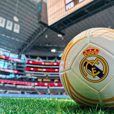 Certified loner 🥹 , Madridistas 🫶❤️ Upcoming Frontend Dev👨🏾💻 | Javascript | React .
