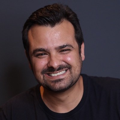 🏅+25 anos em negócios digitais, desenvolvimento, marketing & e-commerce.
🚀 Fundador & CEO da Boigy / Assessoria Digital - @boigy_