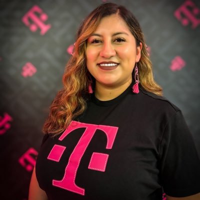 YulisaGaona15's profile picture. 