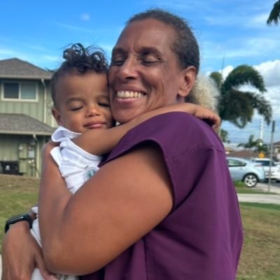 Mother, Midwife, Hospice RN, Birth Advocate. Street Medicine. FNP, Self-care guru. 🧘🏽 https://t.co/VeOjN3E9y1