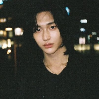 𝐌𝐌𝐈𝐈 — A man with visuals that redefine the standard, turning heads and setting hearts aflutter with every step, P͟a͟r͟k͟ W͟o͟n͟b͟i͟n͟.