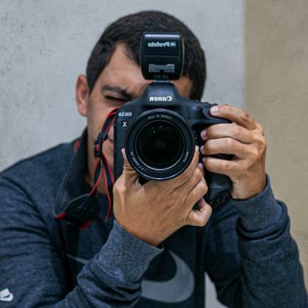 Fotógrafo
Cristão 
Pernambucano
Brasileiro
capturando a beleza do mundo através das lentes.📸