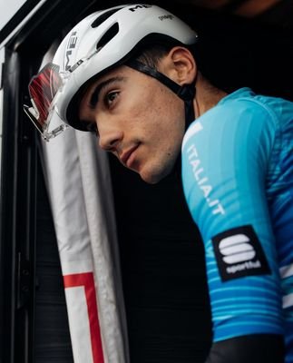 kdkekwjsiaia's profile picture. 