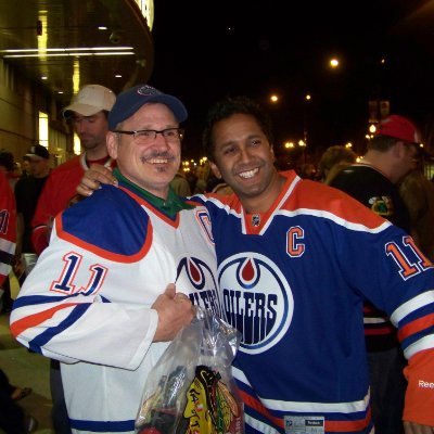 Rabid CFL Fan and Tier One Oilers Fan. 
If you get too political on me, I'll likely mute you - that's not what I'm here for.