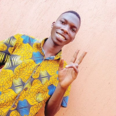 DavidNachw43398's profile picture. 