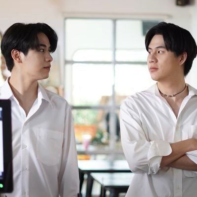 คุณทำให้เรายิ้มได้ทุกวันไม่ว่าเราจะรู้สึกแย่แค่ไหนแค่เห็นคุณเราก็มีความสุขแล้ว #หยิ่นวอร์ #ไบเบิ้ลบิว #สตางค์วินนี่ #ต้าห์อู๋ออฟโรด