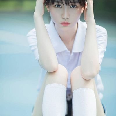 E5G8dS4XMG92465's profile picture. 세상 일에 구애받지 않고 기쁨이 가득한 사랑스러운 여자가 되세요