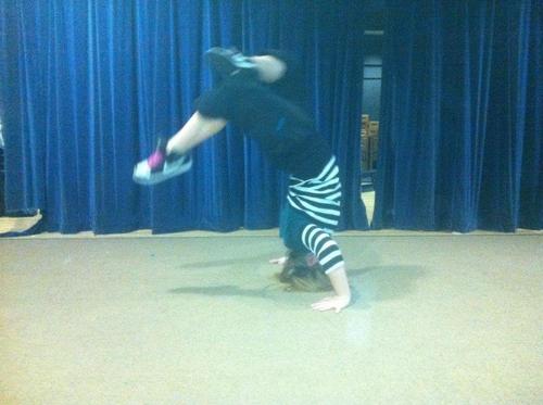 liannetwinkle's profile picture. Northamptonshire based Dancer, teacher, Choreographer.