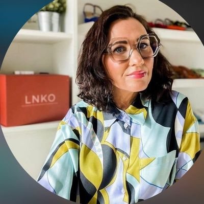 SandraW13341's profile picture. #crypto #cryptocurrency