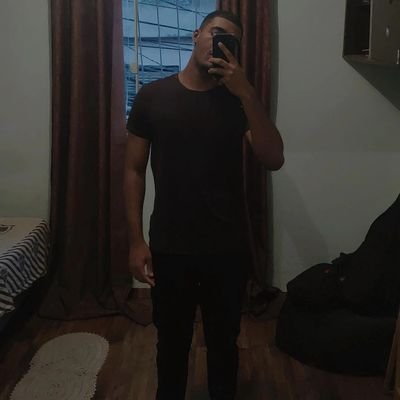 rafaelotoniz's profile picture. 🇻🇦 | @atletico | 🥇