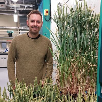 Post-doctoral Researcher @Sheffielduni working in the @DrHollyCroft lab on Remote Imaging and Plant Physiology 🛰️🌿🌱