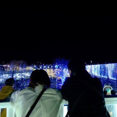 ウェザーリポーター14年目/ 鉄道や車でよく旅行してます。47都道府県踏破。最近カフェ巡りにはまってます。美味しいもの沢山食べたいので運動中。最近国際的になっております。、