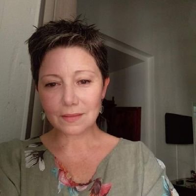 Psicóloga Educativa y Forense. Defensora de los DDHH, de una Economía circular regeneradora y decrecentista. Republicana. 15M. RBUI. PODEMOS. REPUBLICAREMOS