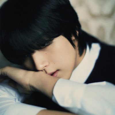 haechanislee's profile picture. Human epitome of the sun. 🌞