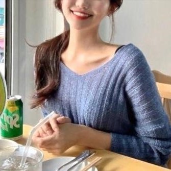 20めす  154cm  えむ  自発苦手  食べ歩き好き  懐くとデレます
🥂 https://t.co/gdsBR4EJR6