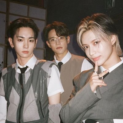 urmybabies's profile picture. 