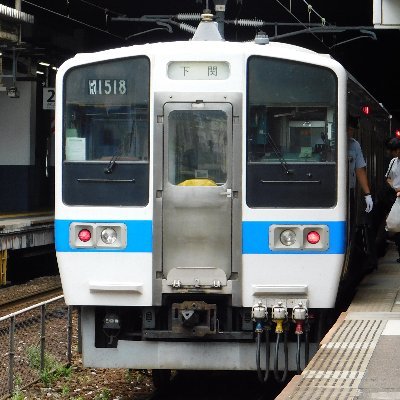 痛めた横腹
HOTEL河川敷
一人きり隣に居たはずなのに...お願いお願い一人にしないで（切実）