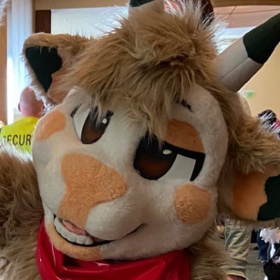 ☀️Tai☀️|27🐑💛Bigender/Bisexual🏳️‍⚧️
Personal🧸this is my hoedown🐮Fursuiter🐾Pics, sketches and games.  Figure/toy collector
Art only➡️@Juwnbi