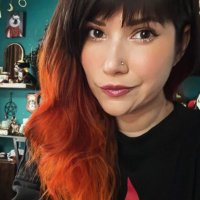 Hi, it's Reena (@reenadotio) 's Twitter Profile