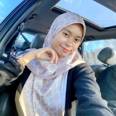 “Impian besar bermula dengan satu impian kecil” Seorang suri rumah dan juga usahawan❤️ Nak order atau join #teamunasquadz ⬇️