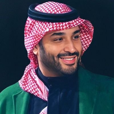 أنا سعودي رفيع الهام عالي وحب الوطن عالي