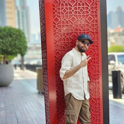 VetrivelSengodu's profile picture. 𝓉ℯ𝒸𝒽 ℯ𝓃𝓉𝒽𝓊𝓈𝒾𝒶𝓈𝓉