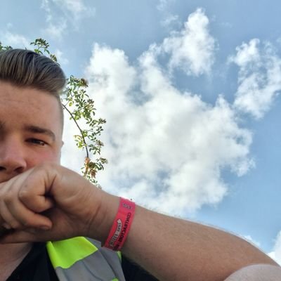 SeanSheep97's profile picture. 🏠 🏳️‍🌈 👬 🚛  🎠 🎵🚦