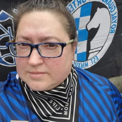 Co-VP of Royal Guard SG supporting Seattle Reign FC •
Born in England, grateful to live in Duwamish Territory 🙌
Reign | Sounders | Arsenal ⚽ (she/her)