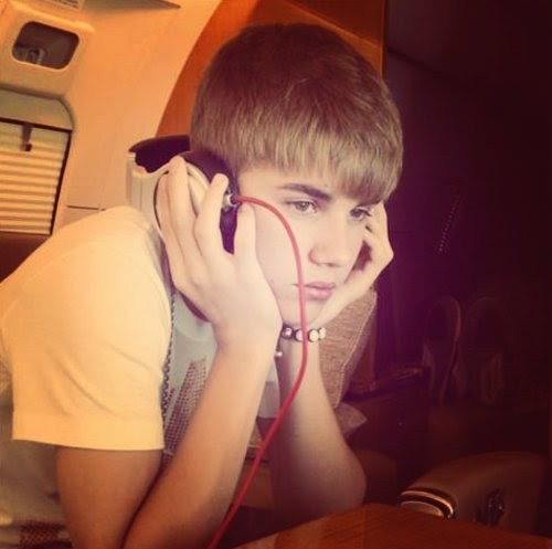 ESSE TWITTER É DEDICADO AOS MEU DIWOS @justinbieber E @mileycyrus FOLLOW ME PLEASE ♥