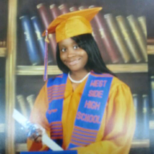 Im luvin me n my luv focused on my future besides dat im jus single luvin life