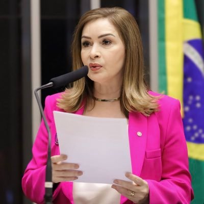 • Deputada federal mais votada do Acre • Primeira prefeita de Rio Branco • Professora e doutora em Educação