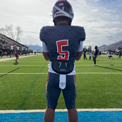 2025|RB/MLB| 5’11 205|4.5-40|Martinsburg High|4.25 GPA| #304-995-9275| NCAA ID #2310143516 | 1st Team All-State LB in WV