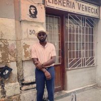 Martin Luther Vandross King Jr (@wordsnroses) 's Twitter Profile Photo Martin Luther Vandross King Jr (@wordsnroses) 's Twitter Profile Photo