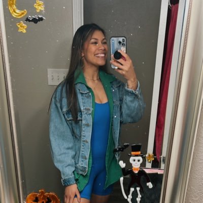 ChellsieJooy's profile picture. ellie’s mama 💖you down for a twilight marathon? 🌸IG: Chellsiejoy // 🌸 "catch flights not feelings" // Ardent Crossfit 🏋🏽‍♀️🇺🇸🇵🇭