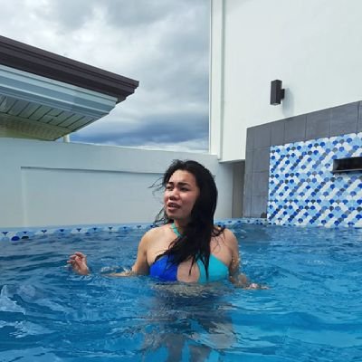 itszenny's profile picture. just ... just .... never mind