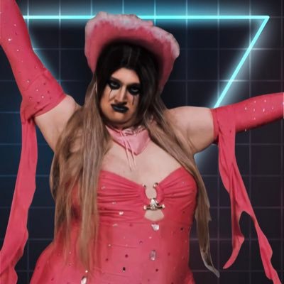 pennsylvania’s premiere plus-sized pop star princess and the biggest nonfactor of the north east | overweight drag queen garbage  | 24 | she/they