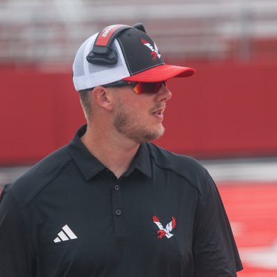 Associate Head Coach & Tight Ends @EWUFootball Recruiting: Tri-Cities, Vancouver to Gig Harbor (WA) & the Central Valley (CA) #GoEags #BuildTheNest25