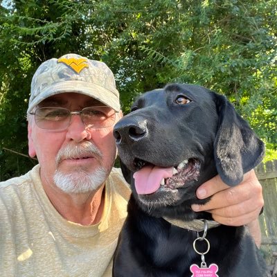 DavidCo86511537's profile picture. Retired Law Enforcement #backtheblue #blacklabsmatter #MMAT #MMTLP “Clowns to the left…Jokers to the right. Here I am”.