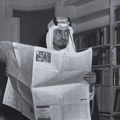 مابقى عَندي من اصنافَ الطمُوح الا القناعَه.