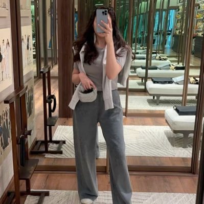 tearszdntfall's profile picture. 