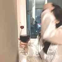 minjjukwak's profile picture. 사랑은 기쁨과 감동입니다.