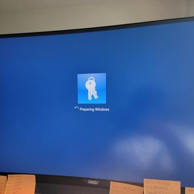 Ladyelle85305's profile picture. 