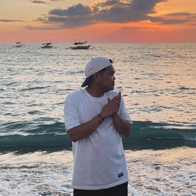 MarknSuete's profile picture. I wish happiness was permanent. ♡