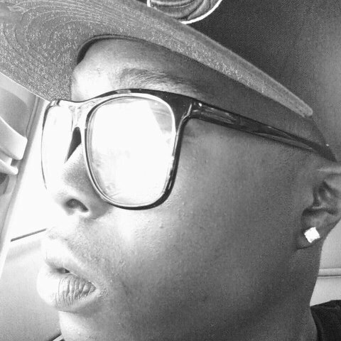 #teamfollowbak,#teammagnum,#fuckurfeelins,#moneyteam#teamfuckdatbitch,#teamlebron.........get at mi!!!!!